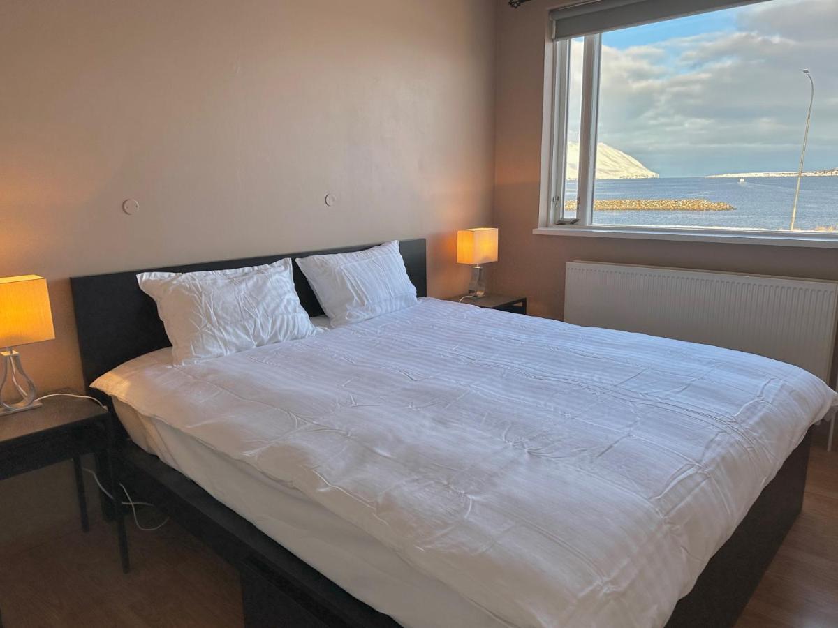 Waterfront Fjord House Otel Arskogssandur Dış mekan fotoğraf